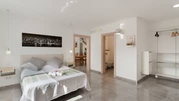 2 dormitoris, planxa i posts de planxar, wifi i roba de llit