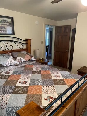 3 bedrooms, iron/ironing board, travel crib, free WiFi