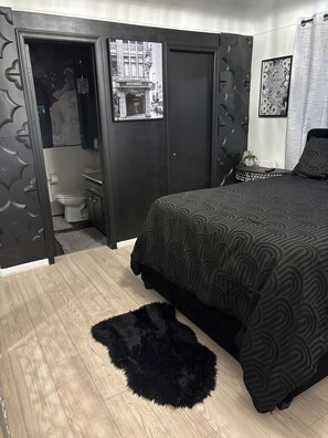 5 habitaciones, escritorio, tabla de planchar con plancha y wifi gratis 