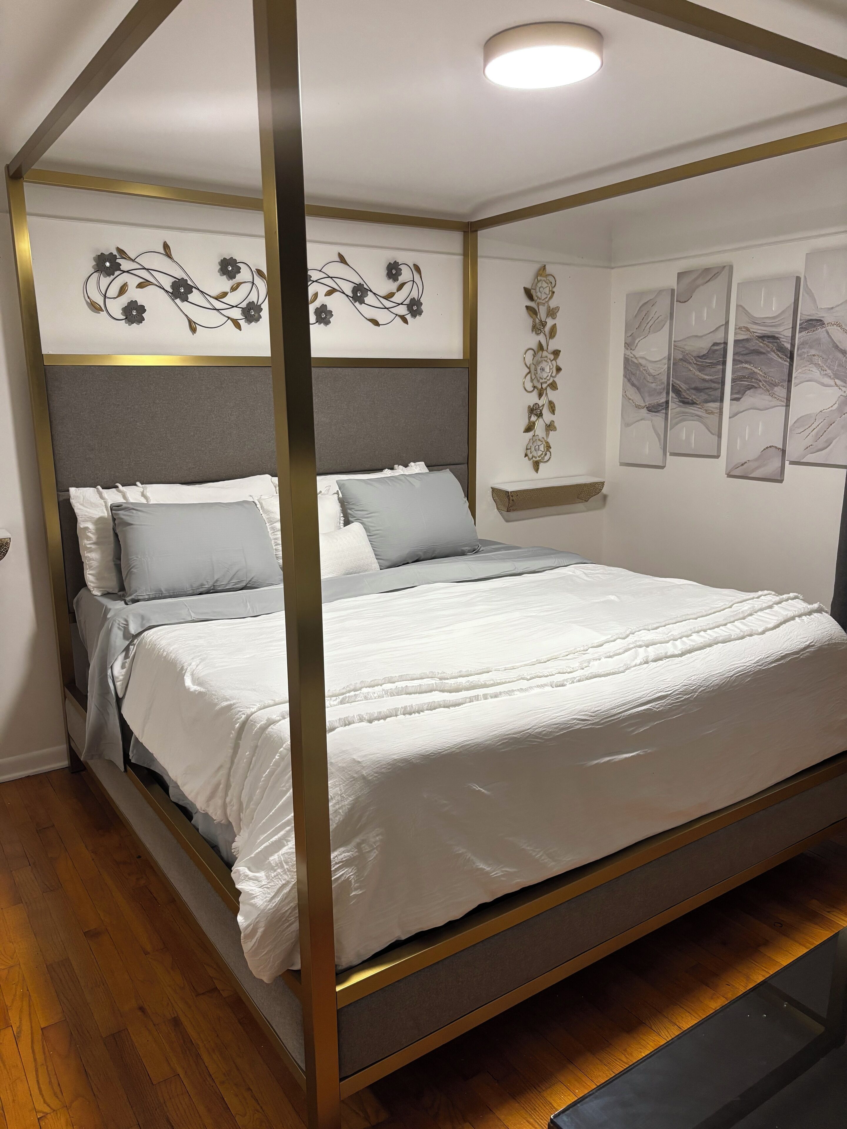 5 habitaciones, escritorio, wifi gratis y ropa de cama 