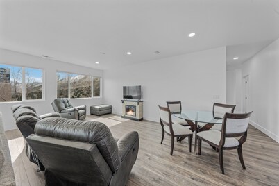 Brand-new 4-bed, 2-bath suite with stunning lake views.