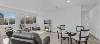 Brand-new 4-bed, 2-bath suite with stunning lake views.