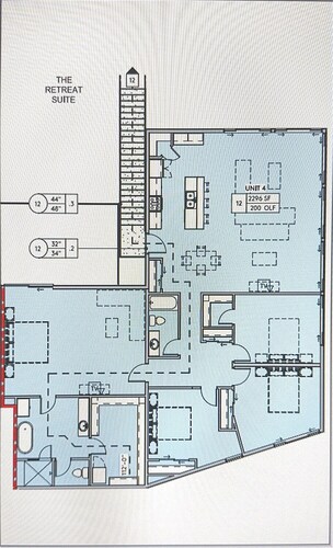 Brand-new 4-bed, 2-bath suite with stunning lake views.