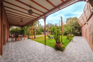 Exklusiv villa - flera sovrum | Terrass/Patio