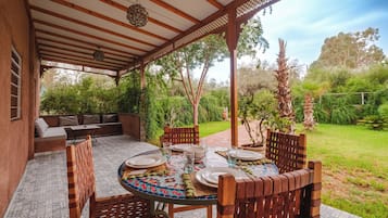 Superior Suite, Garden View | View from room