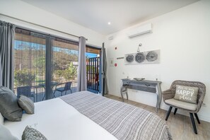 8 chambres, fer et planche Ă  repasser, Wi-Fi, draps fournis