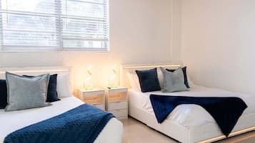 1 bedroom, iron/ironing board, travel cot, WiFi