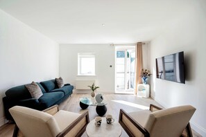 Apartment | 3 bedrooms, Internet - Lords Living -3 bed in Regents Park With Terrace (London)