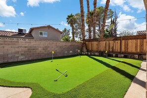 Property grounds - Strip-side Villa: Pool, Mini Golf, Casino Games! (Las Vegas)
