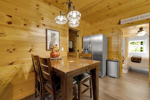 Almost Mentone A - Just Minutes from DeSoto Falls & Downtown Mentone