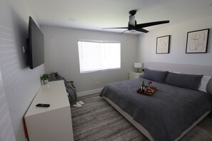 2 soverom, strykejern/-brett, wi-fi (inkludert) og sengetøy