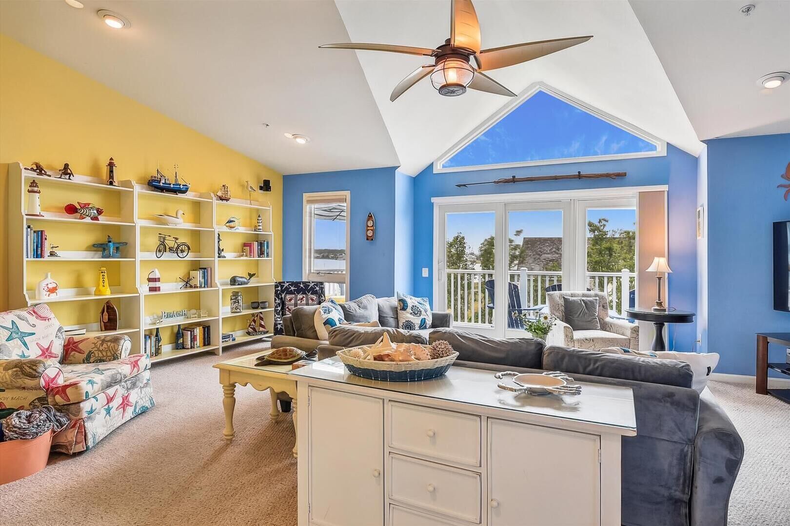 Smart TV, fireplace, DVD player, books