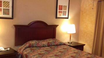 Cortinas blackout, tabla de planchar con plancha y wifi gratis