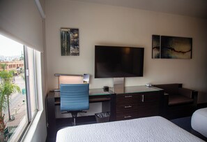 Blackout curtains, iron/ironing board, free WiFi - Hotel Nelson (Tijuana)