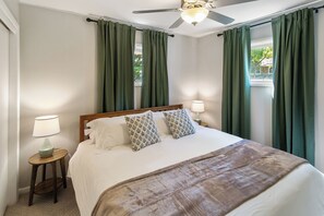 5 bedrooms, iron/ironing board, WiFi, bed sheets