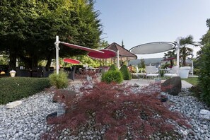 Outdoor dining - Bellevue (Porrentruy)