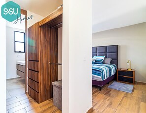 2 chambres, fer et planche à repasser, Wi-Fi, draps fournis