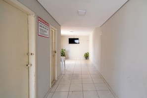 Apartment | 1 bedroom - Apto Beira-mar c Vista Lateral e Garagem (Praia Grande)