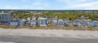Beach Nest - R R Beach Club