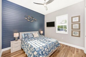 3 camere, una scrivania, ferro/asse da stiro, Wi-Fi gratuito