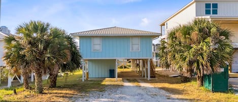 House, Multiple Beds (Sands of Time) | Exterior