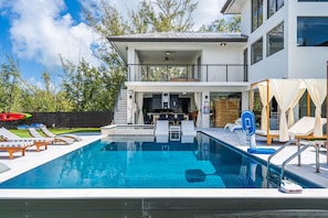 Pool - Private 5-bedroom pool villa in beautiful Key Largo, resort lifestyle! (Key Largo)