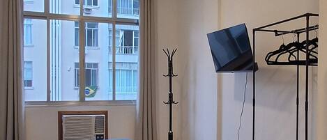 1 habitación, wifi y ropa de cama