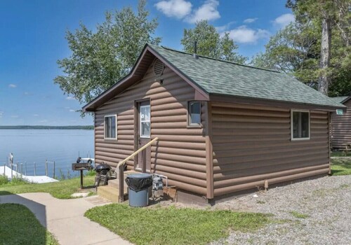 Hillside Resort Cabin #2