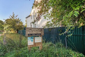 Apartment, 3 Bedrooms | Property grounds