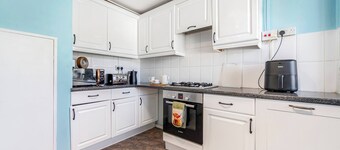 Stylish & Bright 3BR in Headington, Oxford Area