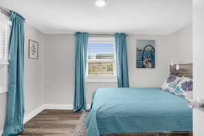 2 bedrooms, desk, iron/ironing board, free WiFi