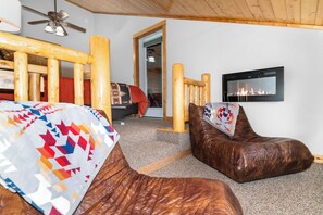 スマートテレビ、暖炉