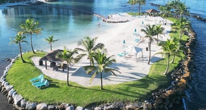 Beautiful luxury apartment in Playa Escondida, Panama, with stunning ocean views