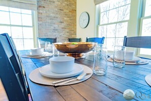 Suite 1 - Deluxe Suite, Hot Tub, Mountain View | Private kitchen - Quarter 54 (Palmer)