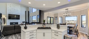 Luxury Parker Mansion w/ Bar, B-Ball & Hot Tub