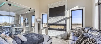 Luxury Parker Mansion w/ Bar, B-Ball & Hot Tub