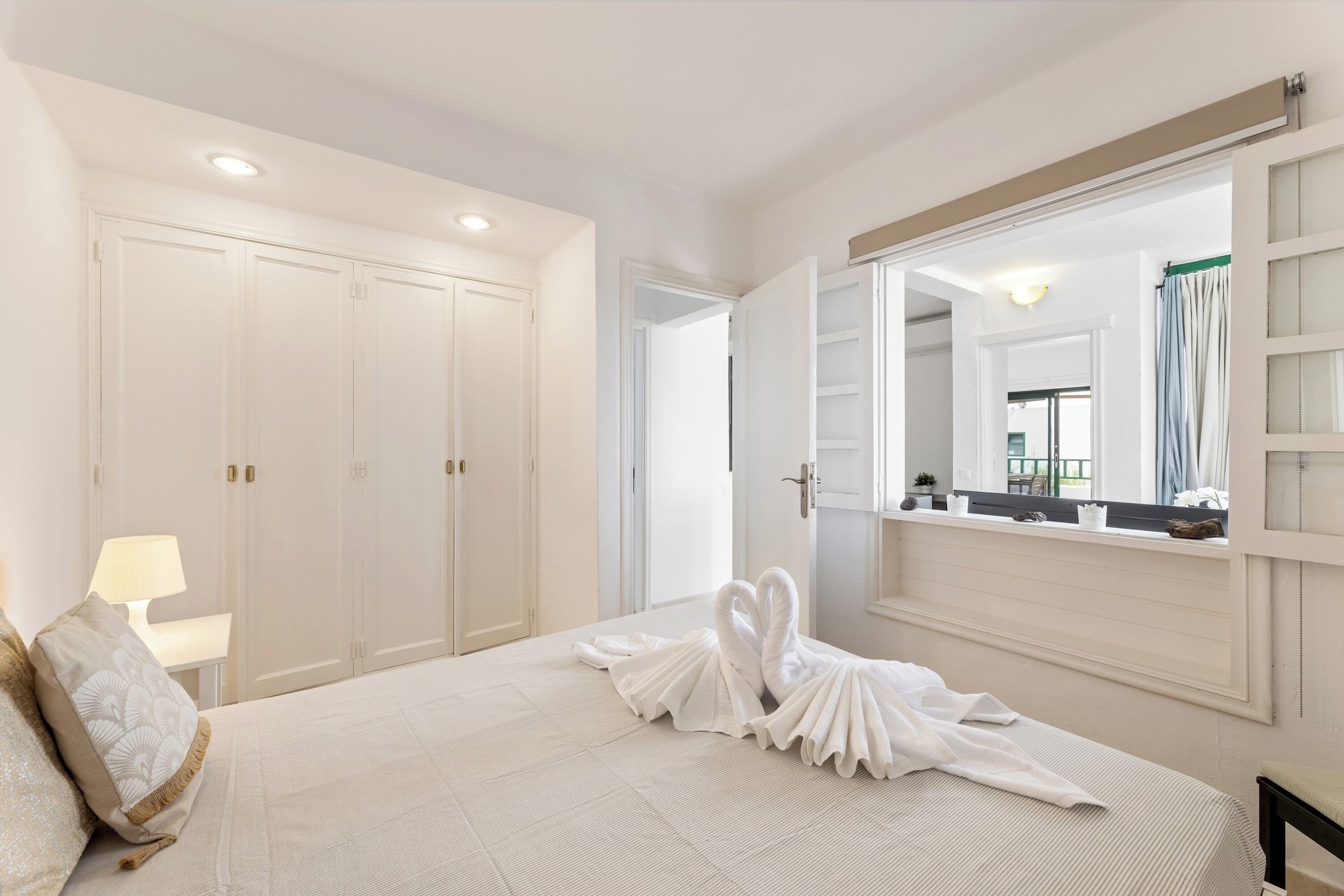 2 dormitorios, tabla de planchar con plancha, wifi y ropa de cama