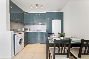 Microwave, stovetop, coffee/tea maker, toaster - Home2Book Terrace & Pool Retreat, Costa Teguise (Teguise)
