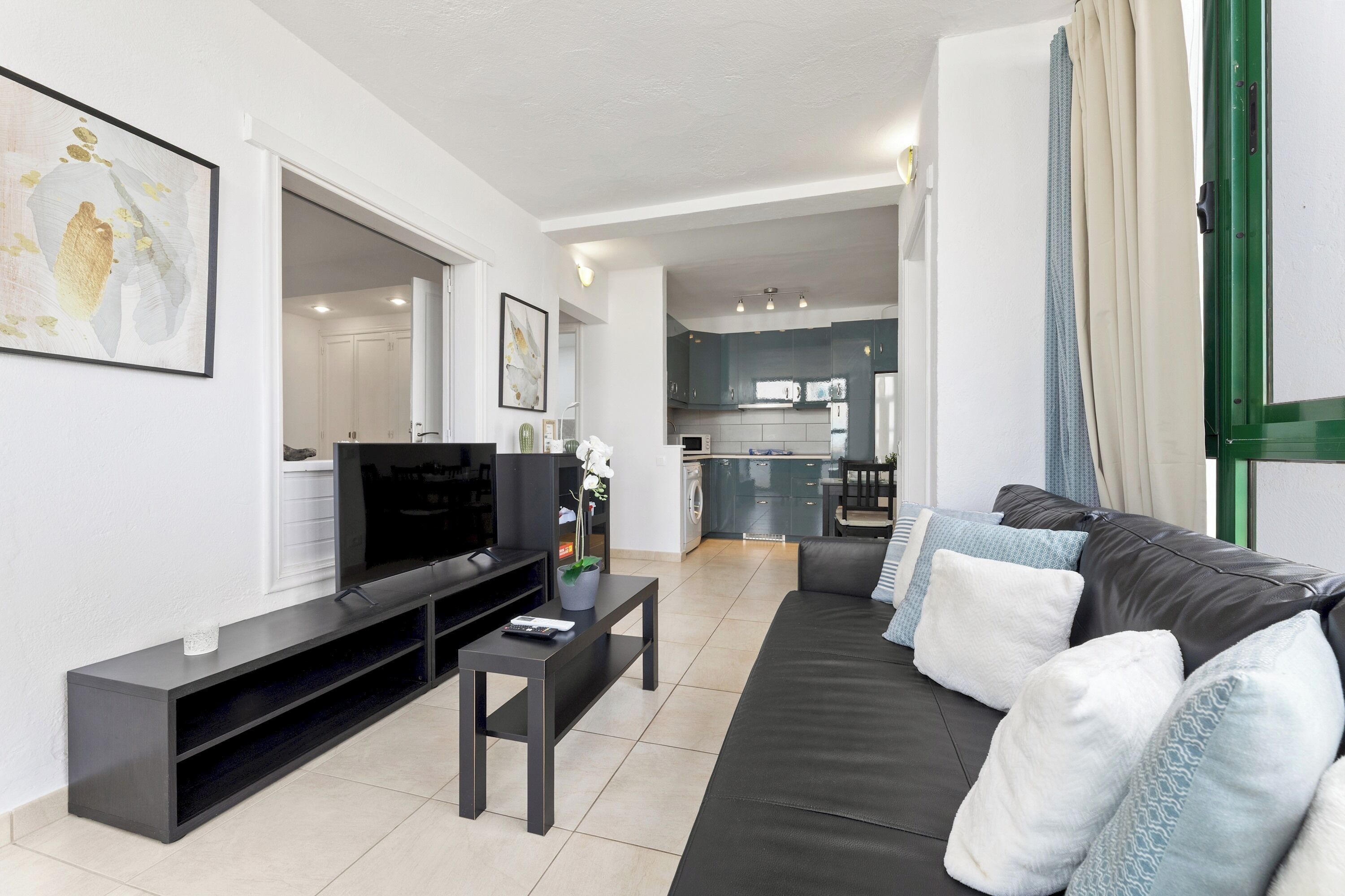 تلفزيون ذكي