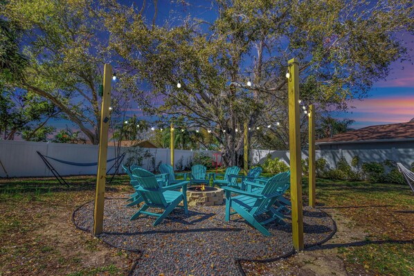 المنطقة المحيطة بالمنشأة