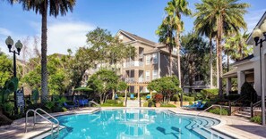 2 outdoor pools, sun loungers - Landing Apartments - Southwest Orlando (Orlando)