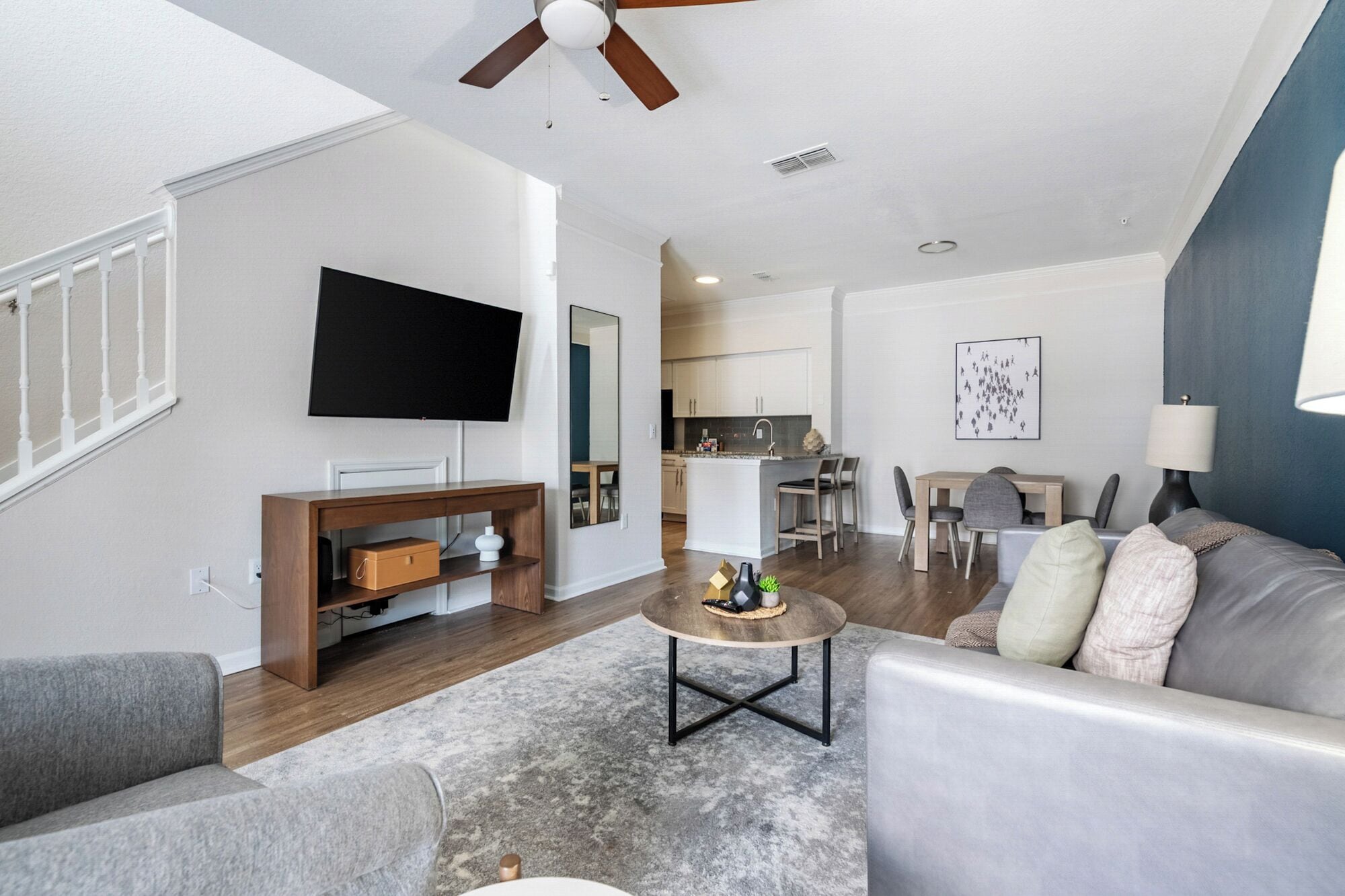 Apartment, 2 Bedrooms | Living room