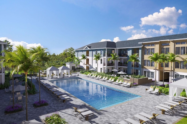 Piscina all'aperto, cabine incluse nel prezzo, lettini