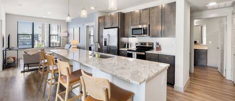 Apartment, 2 Bedrooms | Private kitchen | Full-size fridge, microwave, oven, stovetop