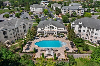 Landing Apartments - University City North