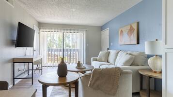 Apartment, 2 Bedrooms | Living area | TV