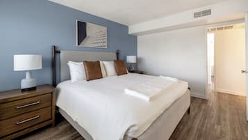 Apartment, 2 Bedrooms | Individually decorated, individually furnished, iron/ironing board