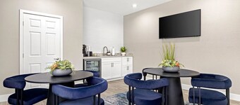 Landing Apartments Glendale near Catlin Court Historic District