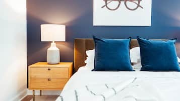 Apartemen, 1 kamar tidur | Didekorasi berbeda-beda dan dilengkapi dengan perabotan berbeda-beda