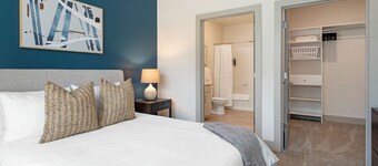 Landing Apartments Charlotte - Newell South